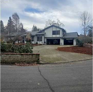 Thora Circle, WINCHESTER, OR 97495