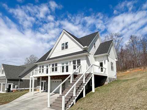 Mcilwee Ln, Staunton, VA 24401