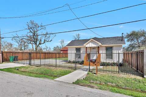 Falls, HOUSTON, TX 77026