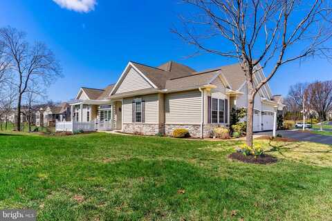 Carmella, MECHANICSBURG, PA 17050