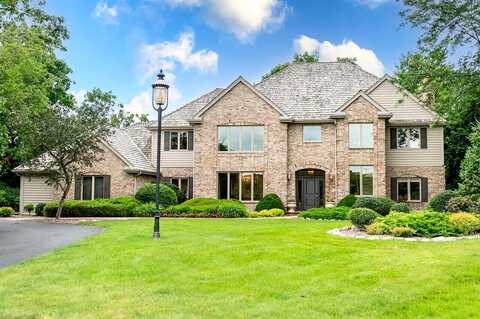 Chesterwood, BROOKFIELD, WI 53005