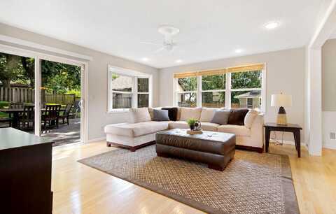 33Rd, MINNEAPOLIS, MN 55418