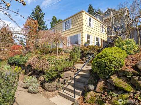 31St, SEATTLE, WA 98199