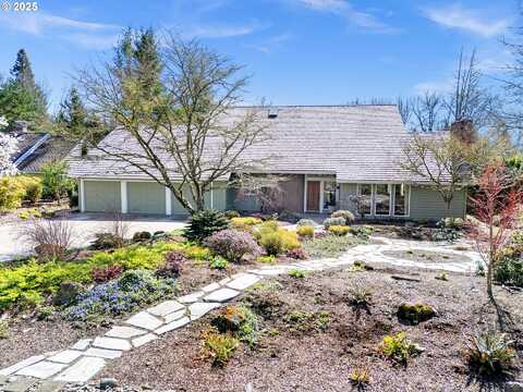 Circle A, PORTLAND, OR 97229