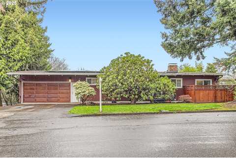 Holladay, WOOD VILLAGE, OR 97060