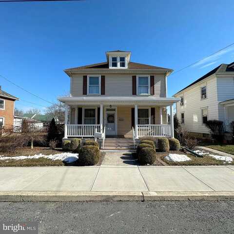 Allison, GREENCASTLE, PA 17225