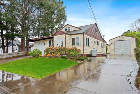 17Th, NORTH BEND, OR 97459
