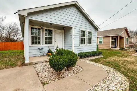 12Th, CORSICANA, TX 75110
