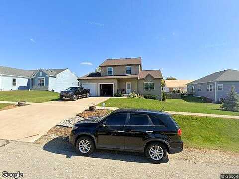 Laurie, TWIN LAKES, WI 53181