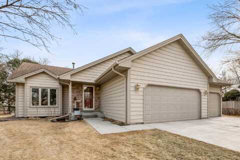 Ruby, SHAKOPEE, MN 55379