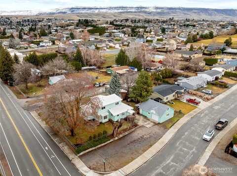 3Rd, EAST WENATCHEE, WA 98802
