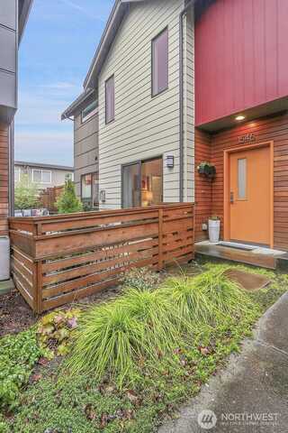 61St, SEATTLE, WA 98107