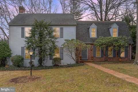 Winfield, CAMP HILL, PA 17011