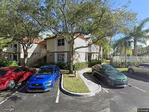 113Th, PEMBROKE PINES, FL 33025