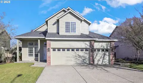 Maureen, HILLSBORO, OR 97124