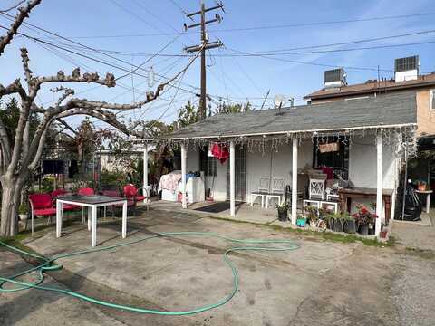 Glenwood, DELANO, CA 93215