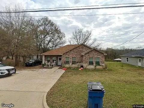 1St, MOUNT PLEASANT, TX 75455