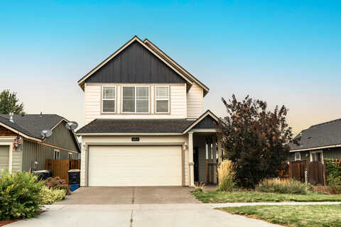 Locksley, BEND, OR 97701