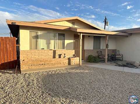 Mckinley, CALEXICO, CA 92231