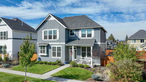 Shanna, BEND, OR 97702