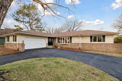 Pineview, MINNEAPOLIS, MN 55442
