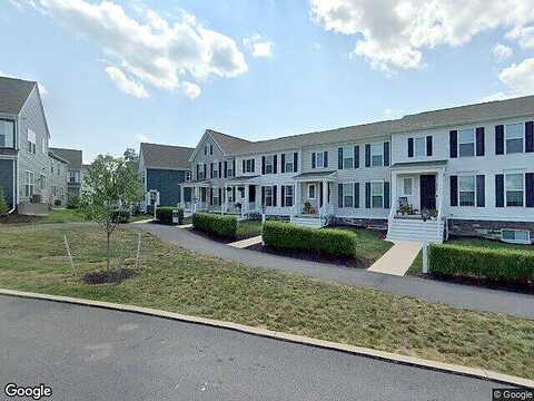 Katie, MECHANICSBURG, PA 17055