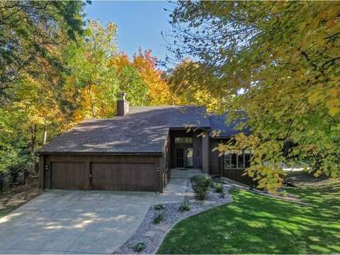 Estates, BURNSVILLE, MN 55306