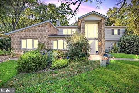 Irvin, VIENNA, VA 22182
