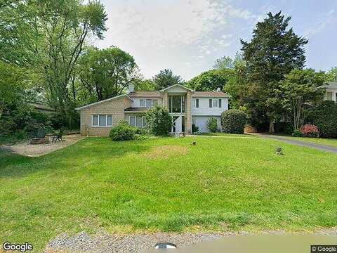 Irvin, VIENNA, VA 22182