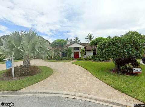 Oakwood, NAPLES, FL 34110