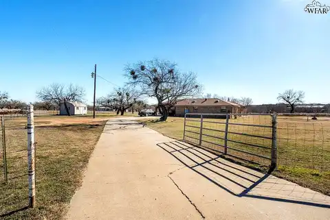 Crest, WICHITA FALLS, TX 76310