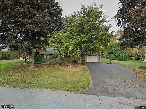 Christine, MANHEIM, PA 17545