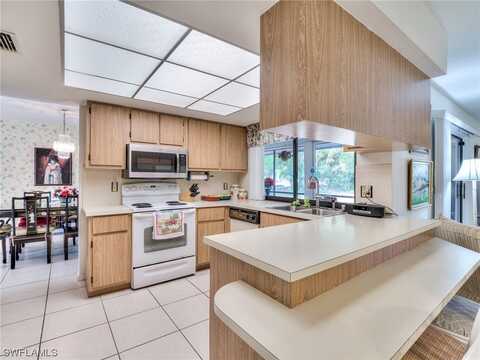 Winterview, NAPLES, FL 34109