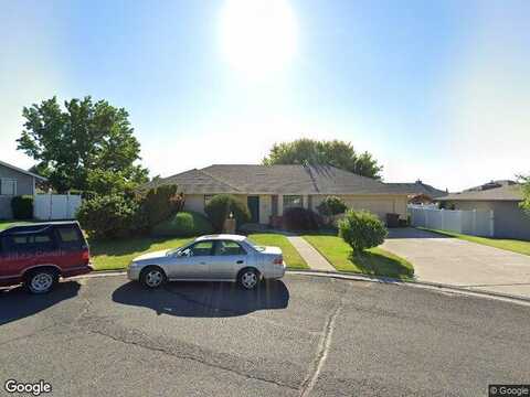 Tanarae, YAKIMA, WA 98908