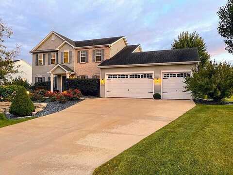 Winterberry, IXONIA, WI 53036