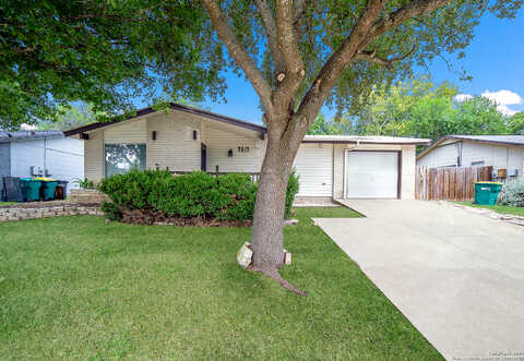 Dry Canyon, LIVE OAK, TX 78233