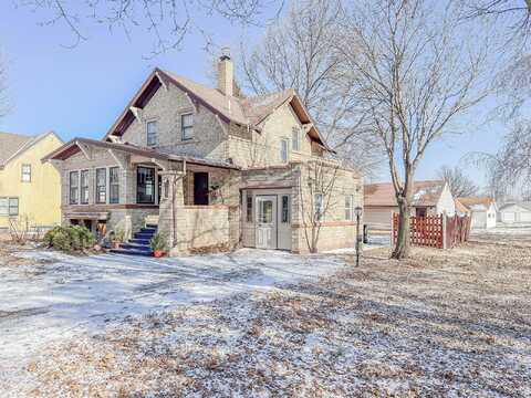 1St, FAIRFAX, MN 55332