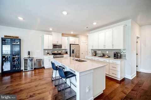 Buttonwood, SPRING CITY, PA 19475