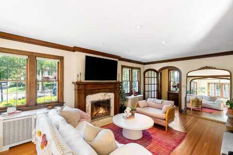 Upton, MINNEAPOLIS, MN 55410