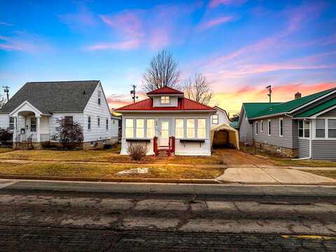 Maple, MARSHFIELD, WI 54449