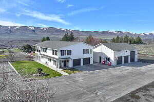 Sisotow Belle, YAKIMA, WA 98903
