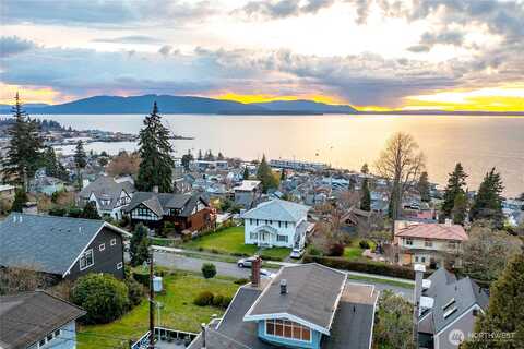 15Th, BELLINGHAM, WA 98225