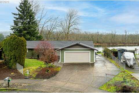 Lake, WOODLAND, WA 98674