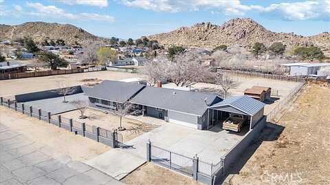 176Th, PALMDALE, CA 93591