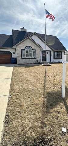 Forest Hill, OAK CREEK, WI 53154