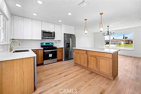 Groven, MORENO VALLEY, CA 92557