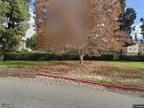 Towne, POMONA, CA 91767