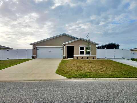 River Hill, WELAKA, FL 32193