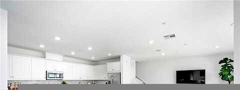 Carmona, LAKE FOREST, CA 92630