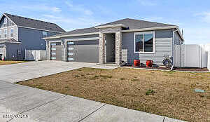 Porter, YAKIMA, WA 98901
